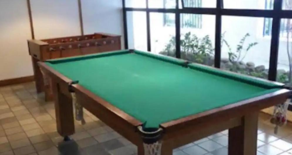 Apartahotel Com Vista Pra Montanha - 200m Da Praia, Piscina, Academia